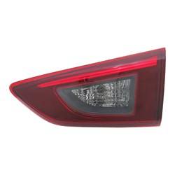 LKQ - 2016-2022 Mazda CX-3 Passenger's Inner Tail Light Assembly
