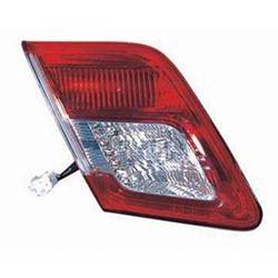 LKQ - 2010-2011 Toyota Camry Driver's Inner Tail Light Assembly