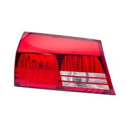 LKQ - 2004-2005 Toyota Sienna Driver's Inner Tail Light Assembly
