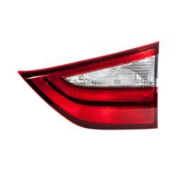 LKQ - 2015-2019 Toyota Sienna Passenger's Inner Tail Light Assembly