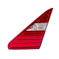 2004-2006 Lexus LS Passenger's Inner Tail Light Assembly