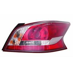 2013 Nissan Altima Passenger's Tail Light Assembly
