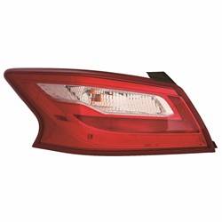 2016-2017 Nissan Altima Driver's Outer Tail Light Assembly