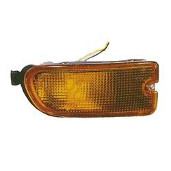 1999-2001 Subaru Impreza Front Passenger's Turn Signal Light Assembly