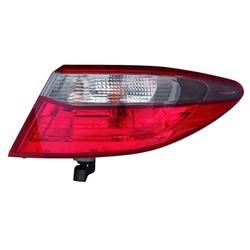 2016 Toyota Camry Passenger's Outer Tail Light Assembly
